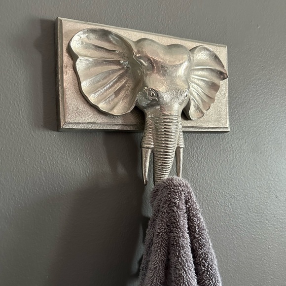 Metal wall hook - Picture 4 of 4